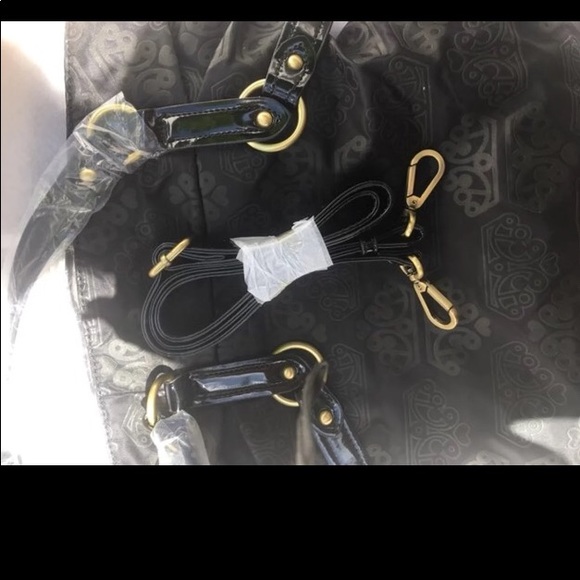 Handbag…donating - Picture 5 of 8